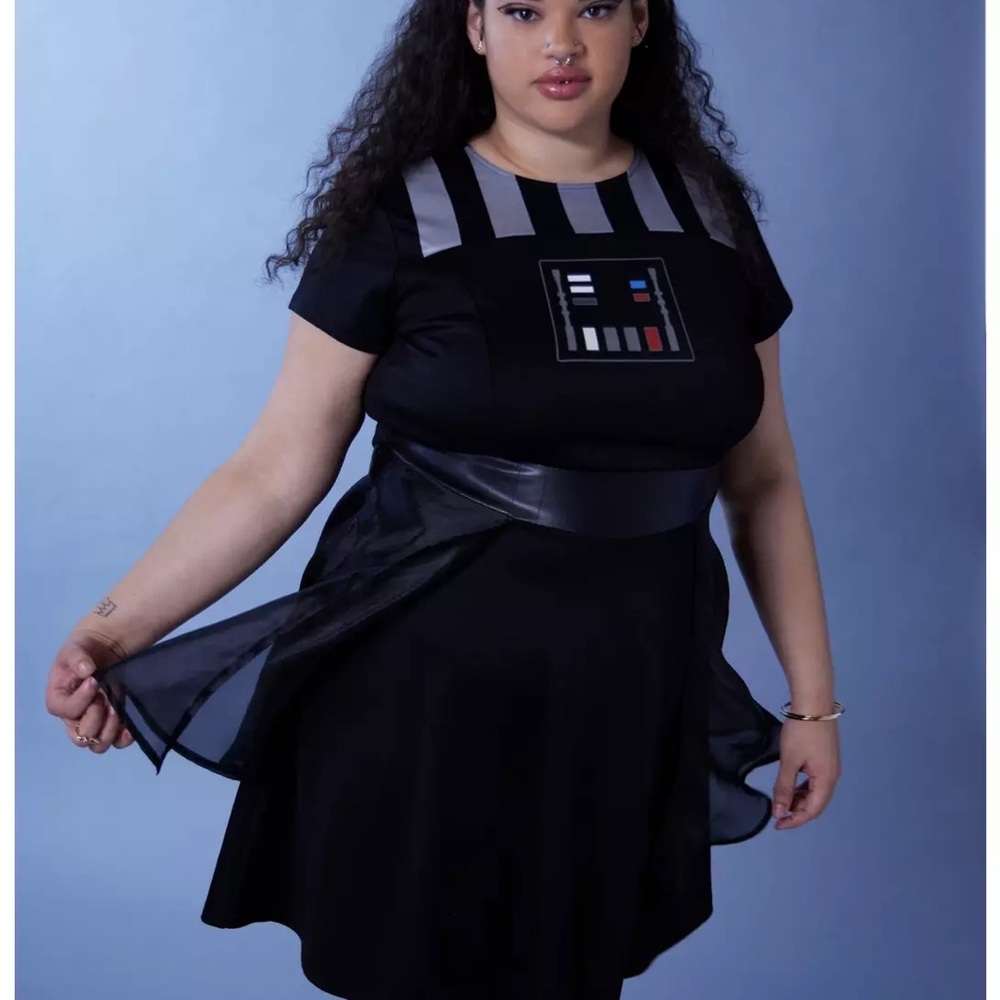 Her Universe Darth Vader Dreas